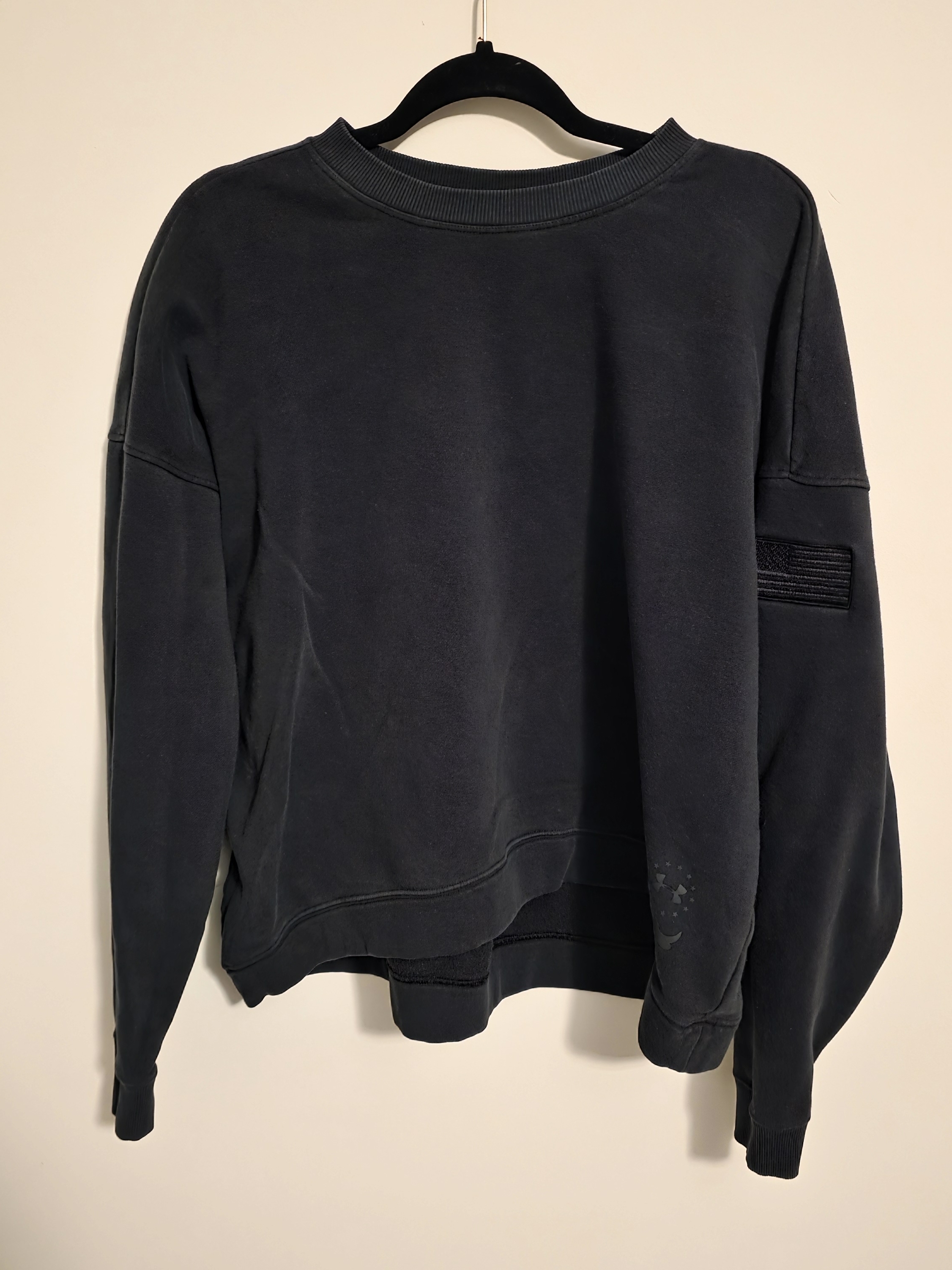 Under Armour Project Rock “Respect” Black Crewneck Sweatshirt Xl